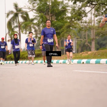 Runner Photo 7541610