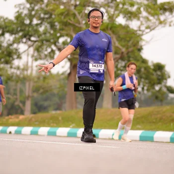 Runner Photo 7541617