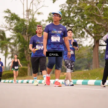Runner Photo 7541625