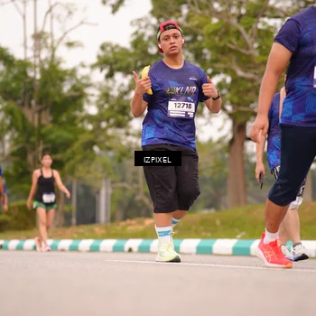 Runner Photo 7541636