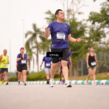 Runner Photo 7541637