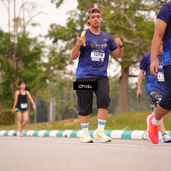 Runner Photo 7541639