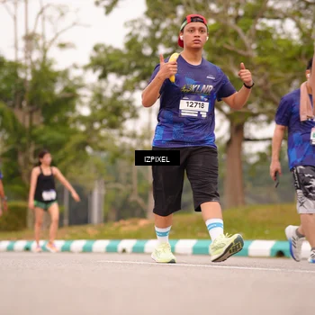 Runner Photo 7541641