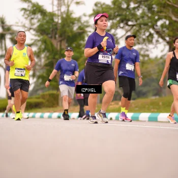 Runner Photo 7541652