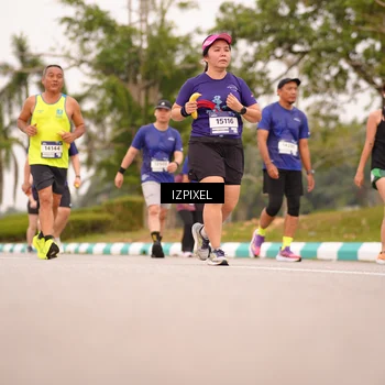 Runner Photo 7541653