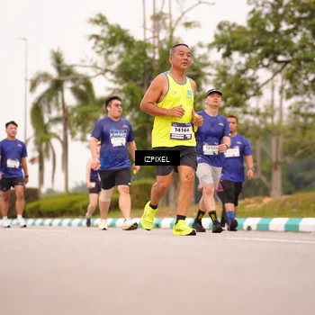 Runner Photo 7541654
