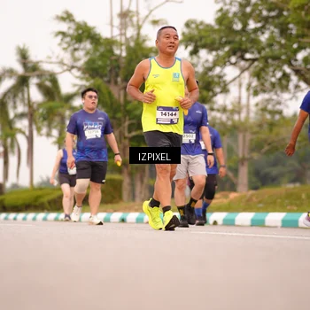 Runner Photo 7541658