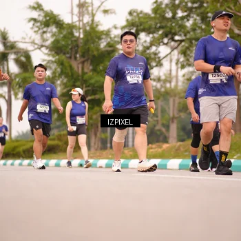 Runner Photo 7541660