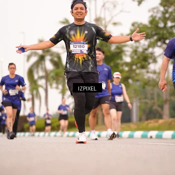 Runner Photo 7541668