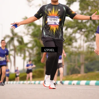 Runner Photo 7541671