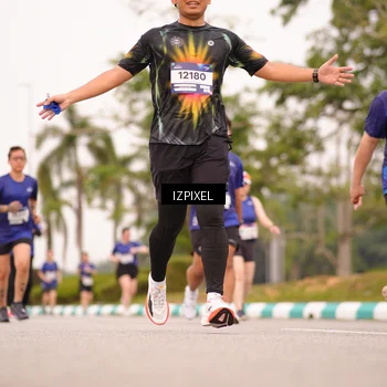 Runner Photo 7541672