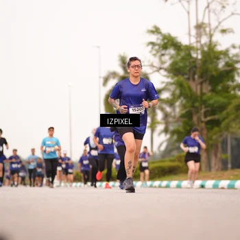 Runner Photo 7541673
