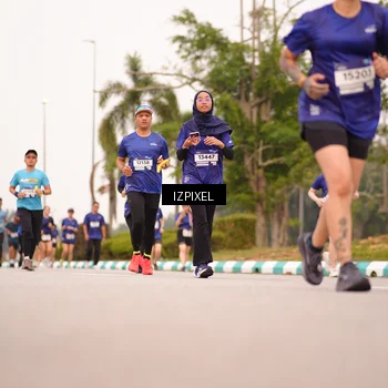 Runner Photo 7541680