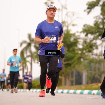 Runner Photo 7541699