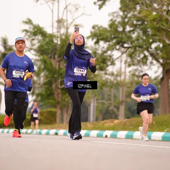 Runner Photo 7541703