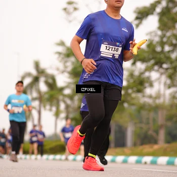 Runner Photo 7541706
