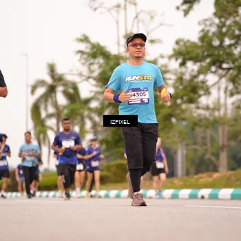 Runner Photo 7541713