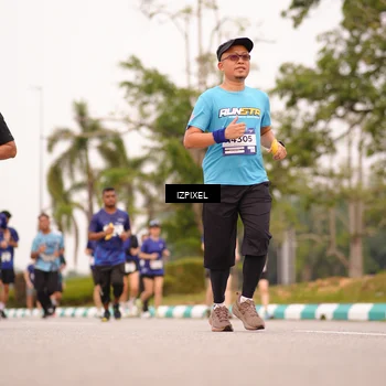 Runner Photo 7541714