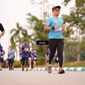 Runner Photo 7541716