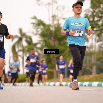 Runner Photo 7541718