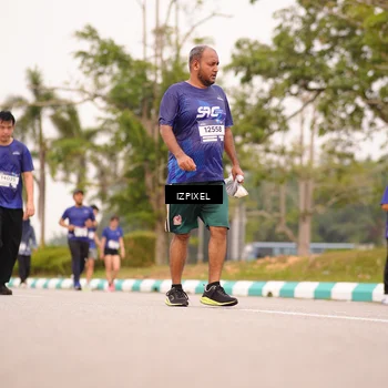 Runner Photo 7541752