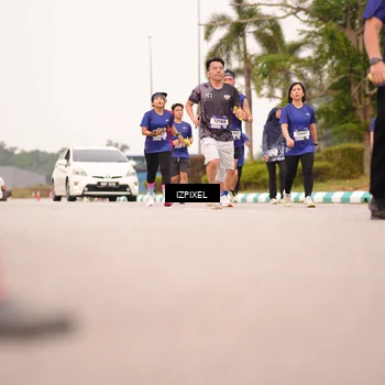 Runner Photo 7541759