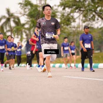 Runner Photo 7541764