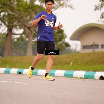 Runner Photo 7541784
