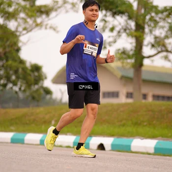 Runner Photo 7541792