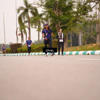 Runner Photo 7541794