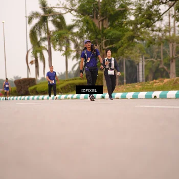 Runner Photo 7541802