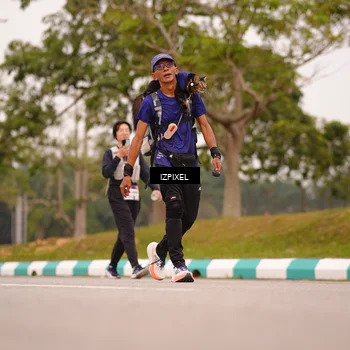 Runner Photo 7541815