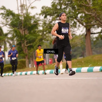 Runner Photo 7541859
