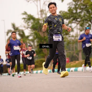 Runner Photo 7541871