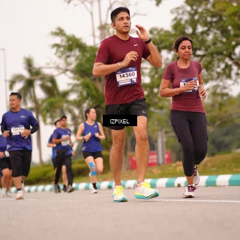 Runner Photo 7541885