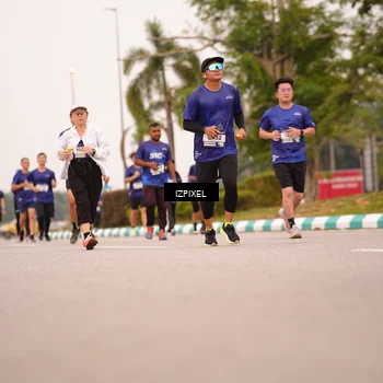 Runner Photo 7541912