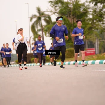 Runner Photo 7541913