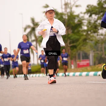 Runner Photo 7541922