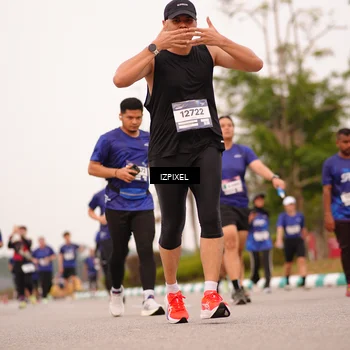 Runner Photo 7541930
