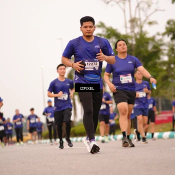 Runner Photo 7541937