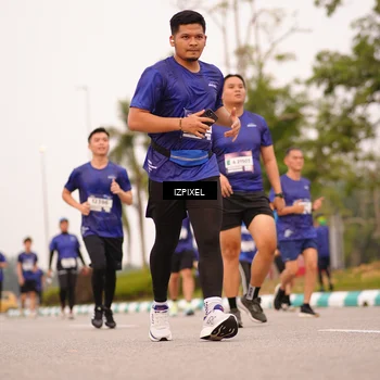 Runner Photo 7541940