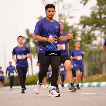 Runner Photo 7541941