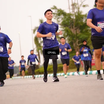 Runner Photo 7541945