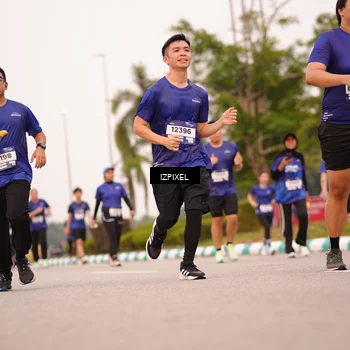 Runner Photo 7541946