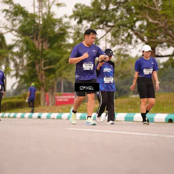 Runner Photo 7541959