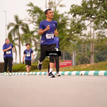 Runner Photo 7541960