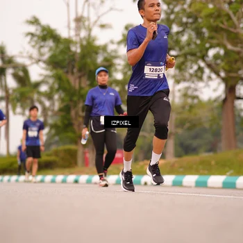 Runner Photo 7541964
