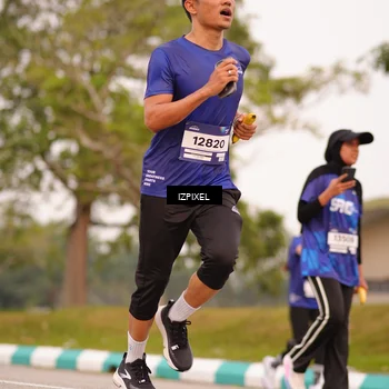 Runner Photo 7541981