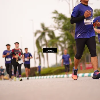 Runner Photo 7541996