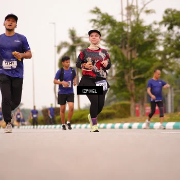 Runner Photo 7542002
